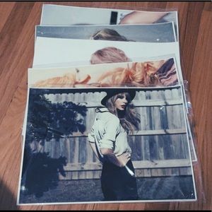 Taylor swift posters